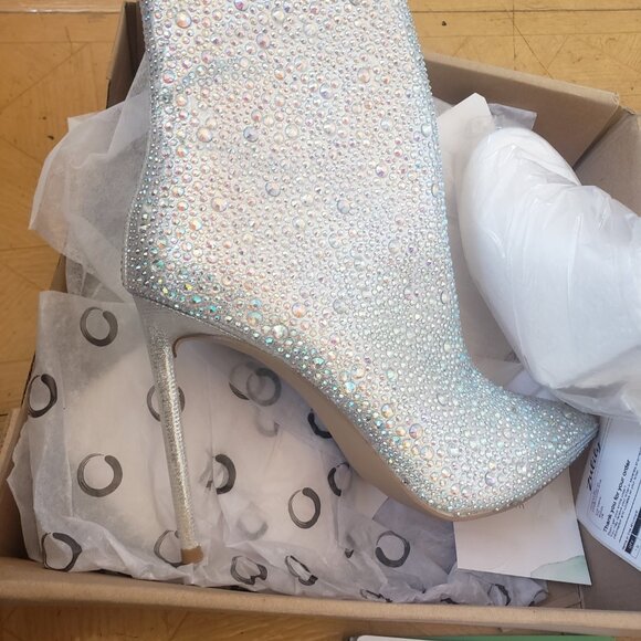 Alexis Booties Size 9.5 - Picture 6 of 7